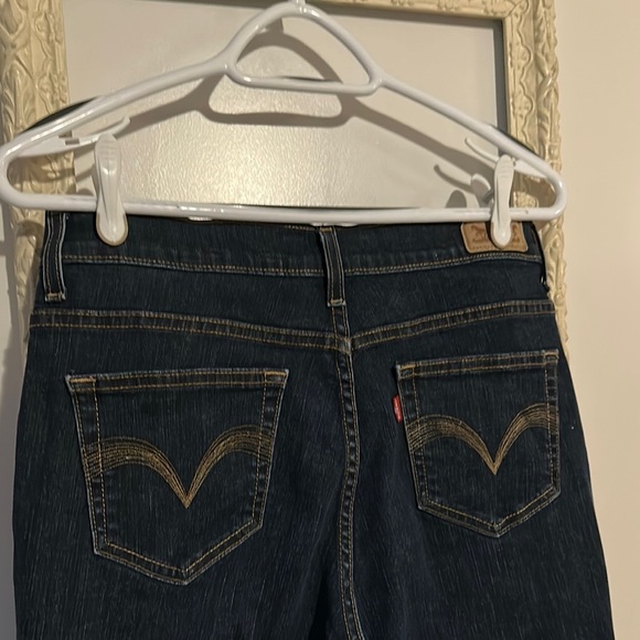 LEVI’S | Vintage Deep Indigo 512 Straight Leg Perfectly Slimming Jeans - Picture 9 of 16